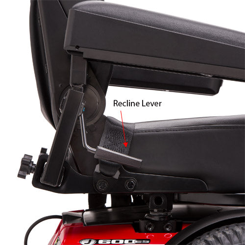 Recline lever is easy to reach right under armrest