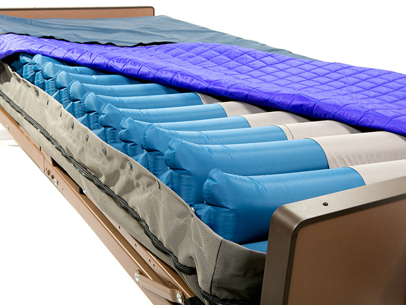 Protekt Aire 9900 Bariatric Air Mattress, pump and cover|Protekt Aire 9900 Bariatric Air Mattress by Proactive Medical|Closeup on cell on cell design to prevent bottoming out|Protekt Aire 9900 Pump by Proactive Medical