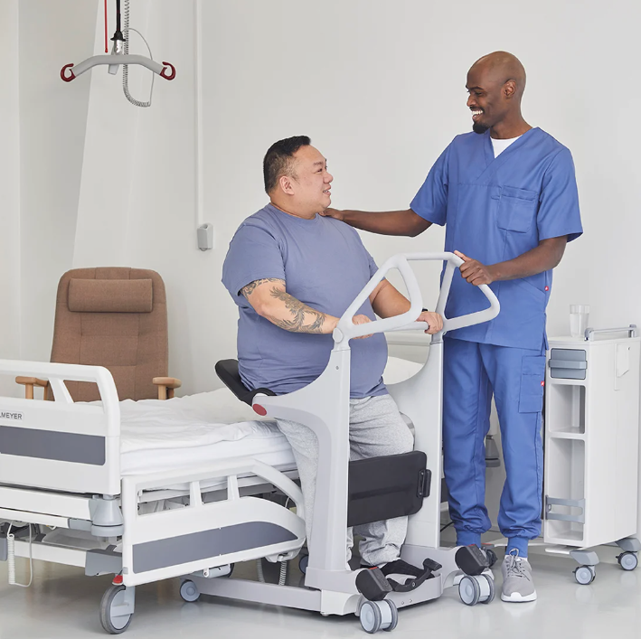 Molift Transfer Pro allows patient to approach seating area closely