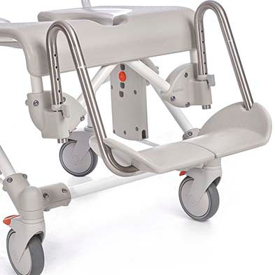Optional Short footrests swing sideways to move out of the way of users