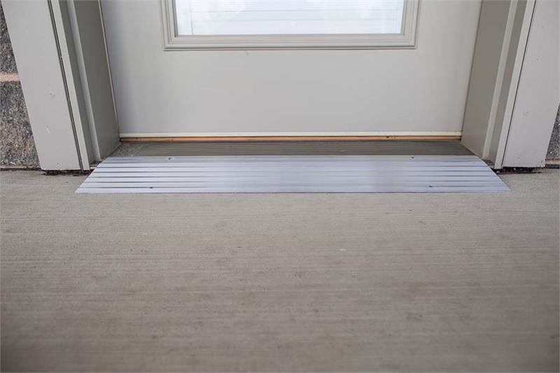 Transitions Modular Entry Ramp|Transitions Modular Entry Ramp Segmented|Modular Entry Ramp Various Sizes|Modular Entry Ramp Entrance|Modular Entry Ramp Entrance Profile|Modular Entry Ramp Entrance Closeup