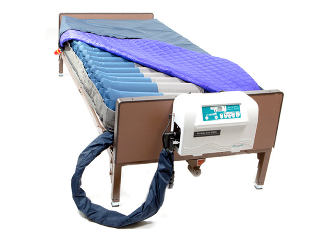 Protekt Aire 9900 Bariatric Air Mattress, pump and cover|Protekt Aire 9900 Bariatric Air Mattress by Proactive Medical|Closeup on cell on cell design to prevent bottoming out|Protekt Aire 9900 Pump by Proactive Medical
