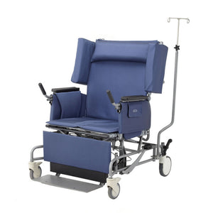 Vanguard Bariatric Tilt Recliner by Broda|Vanguard Bariatric Tilt Recliner by Broda with IV pole and padding