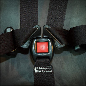 Three way buckle is durable and keeps child safe during long rides