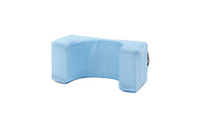 Optional Padded Headrest comes in blue or lavender and is quick-dry
