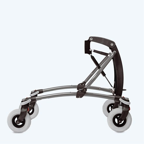 Mustang Size 4 with standard casters