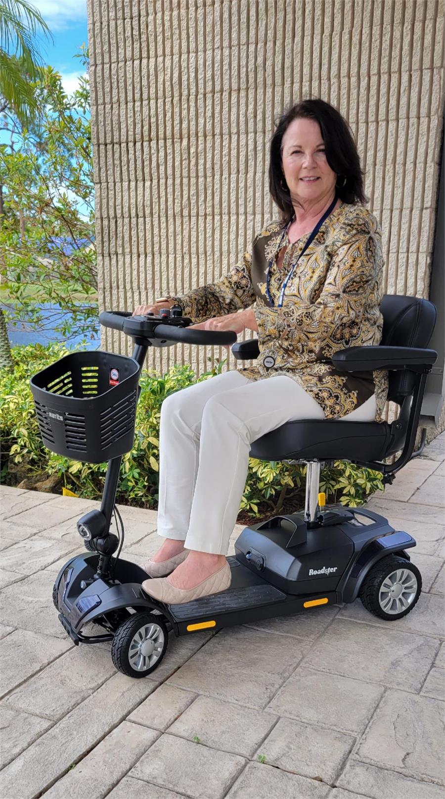 Roadster 4 Wheel Scoote||Easy Dissembles Roadster 4|Roadster 4 Front View