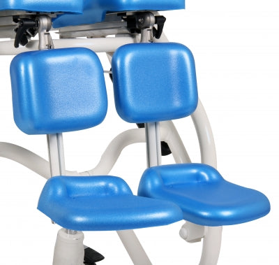 Divided footrest - tip up