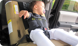 The Wallenberg Hip Cast Car Seat by Merritt