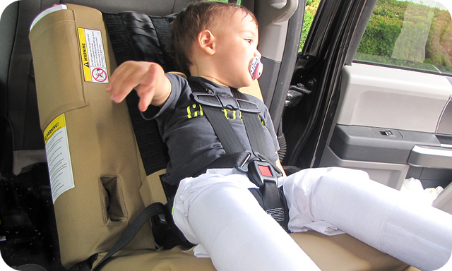The Wallenberg Hip Cast Car Seat by Merritt
