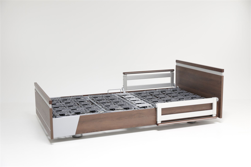 Bed in low position with Comfort Deck flexible surface