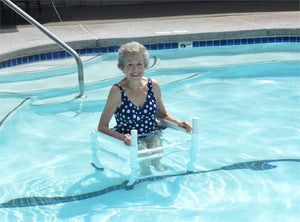 The Aqua Walker with adjustable height |The Aqua walker with plastic arm rests|Easy height adjustments for perfect height